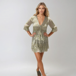 Vestido corto con bordados & volantes